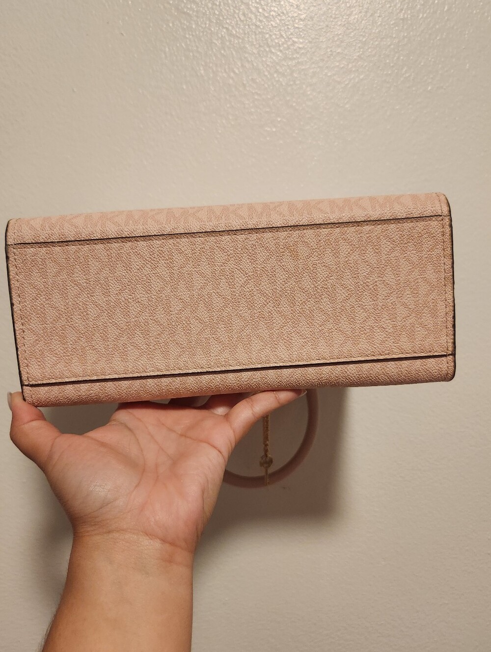 Michael Kors Blush Pink Signature Logo Satchel with Gold Hardware-used 2 Weeks - Picture 4 of 5